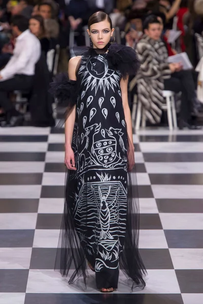 Look 56